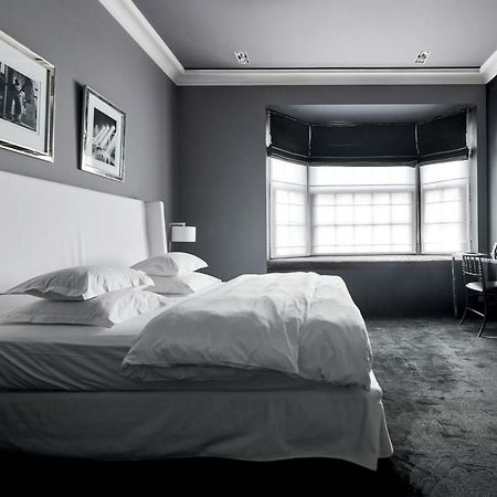 Hotel Odette En Ville 익셀레스 외부 사진