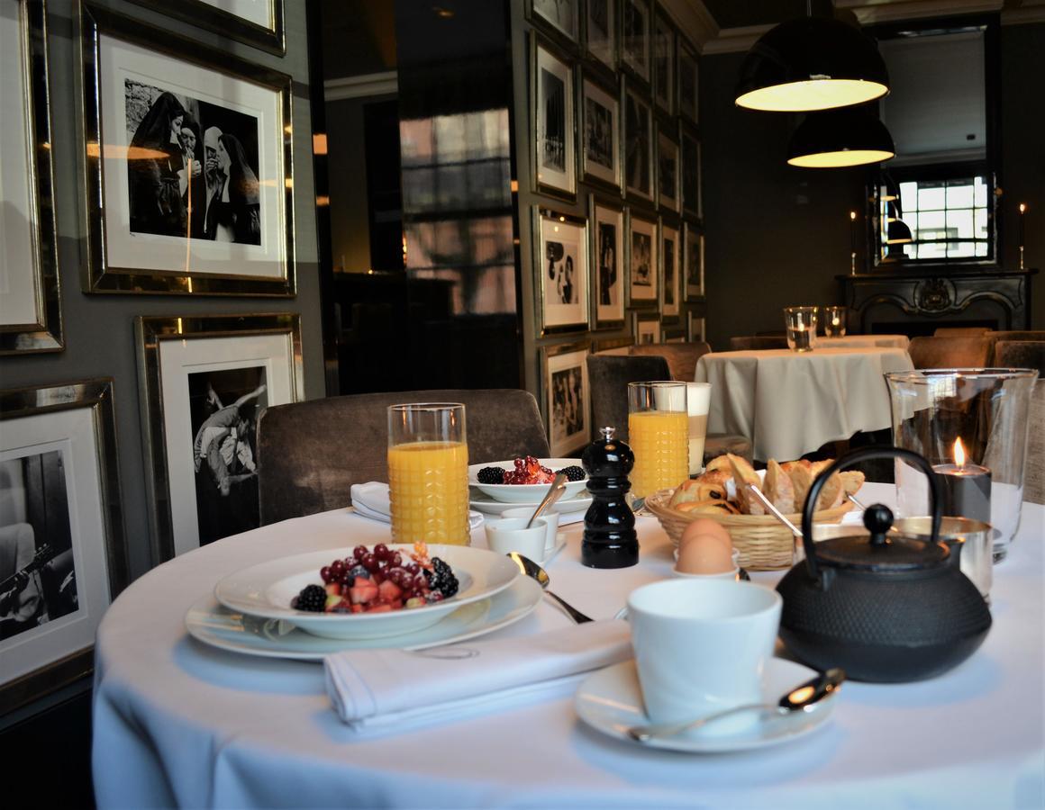 Hotel Odette En Ville 익셀레스 외부 사진