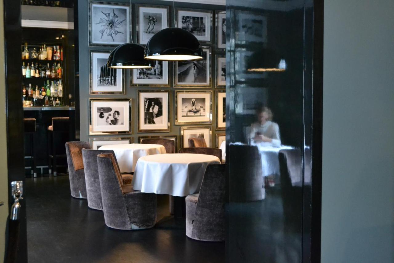 Hotel Odette En Ville 익셀레스 외부 사진