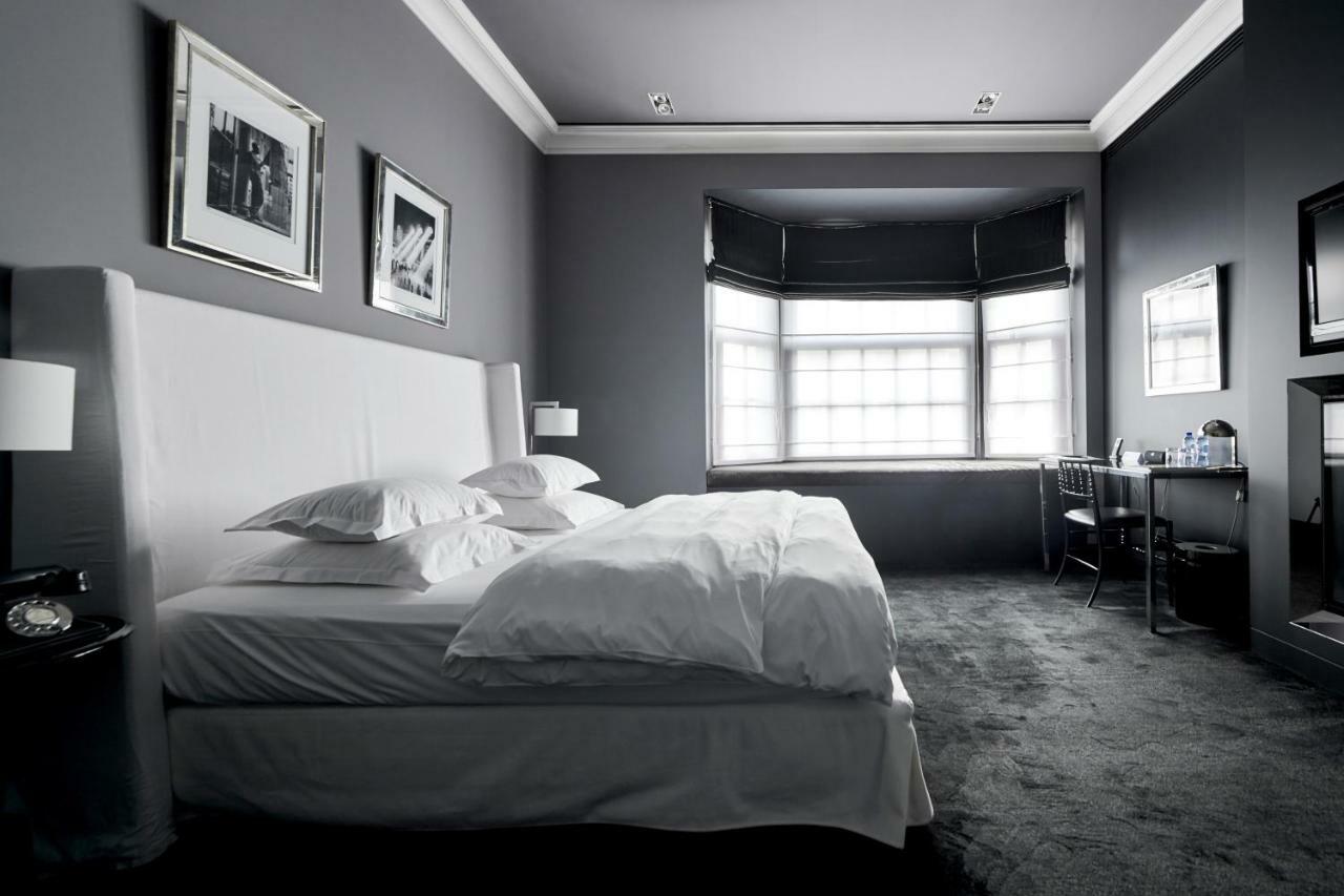 Hotel Odette En Ville 익셀레스 외부 사진
